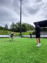 训练日 #足球训练 #是时候展现真正的技术了 #足球技巧 #唯有足球不可辜负