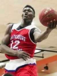 天赋溢出屏幕！2010-2020十年间赛场50大扣篮盘点1。0！数数其中有几个NBA球员？#篮球